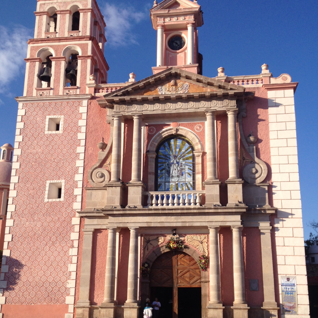Horarios de misa de La Parroquia Santa María de la Asunción  en Tequisquiapan